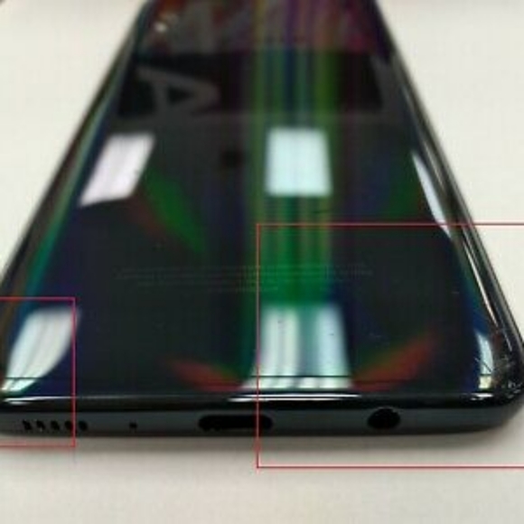 Samsung galaxy A70 Unlock 128GB 6.7 Size Screen - Picture 2 of 10